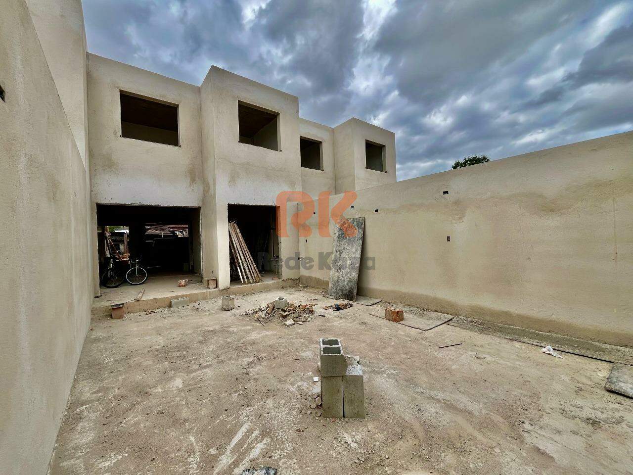 Casa à venda no Santa Amélia: 