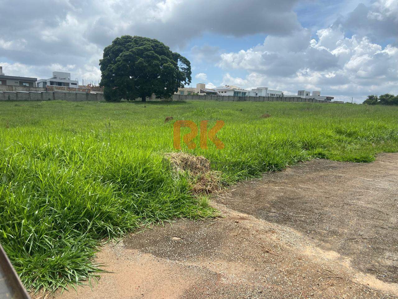 Terreno / Área à venda no Chácaras Cotia: 