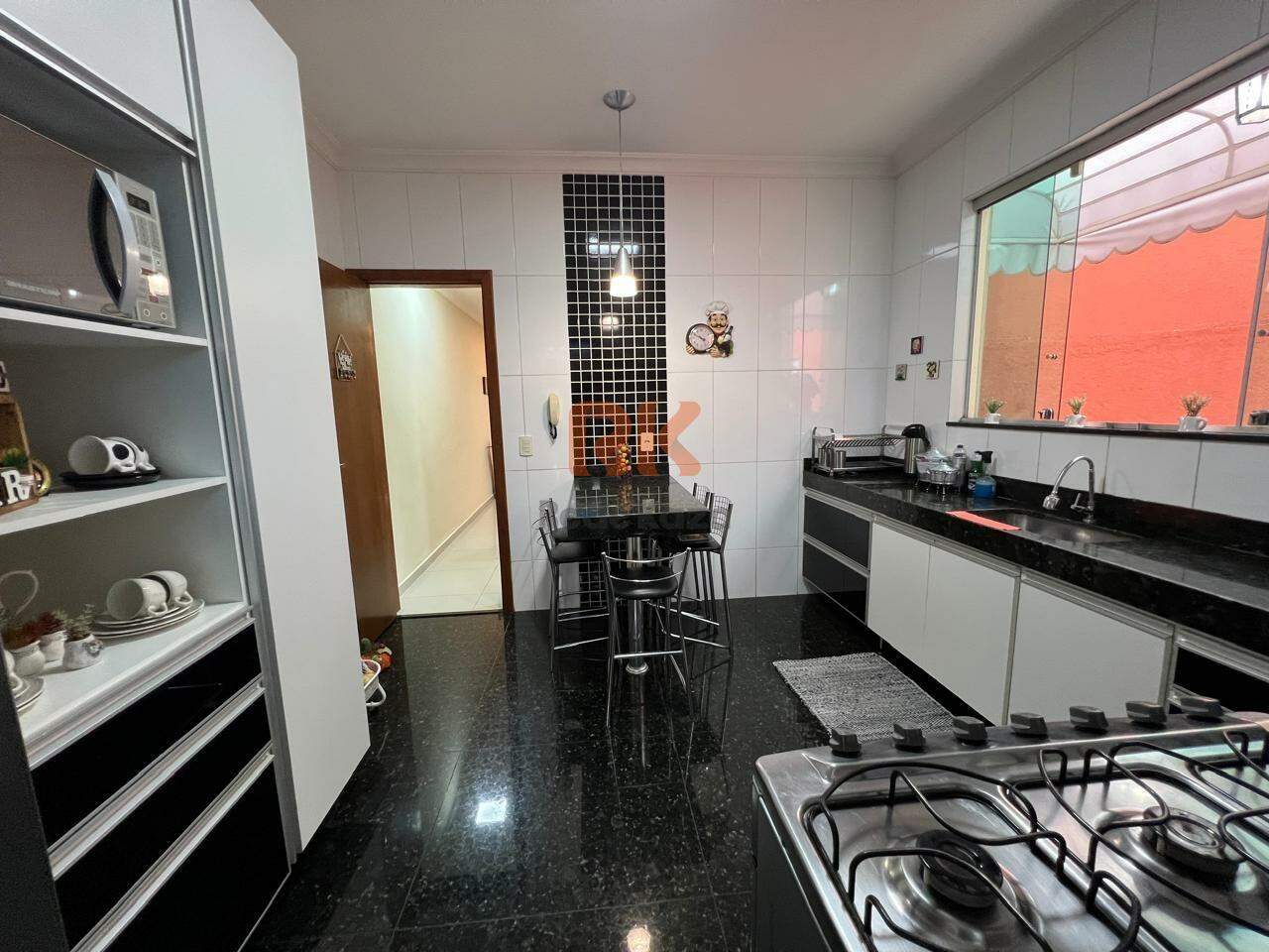 Casa à venda no Cabral: 
