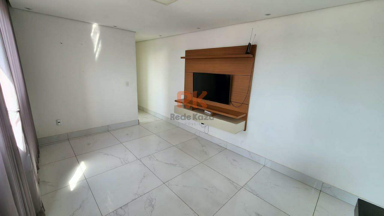 Apartamento para aluguel no Cabral: 