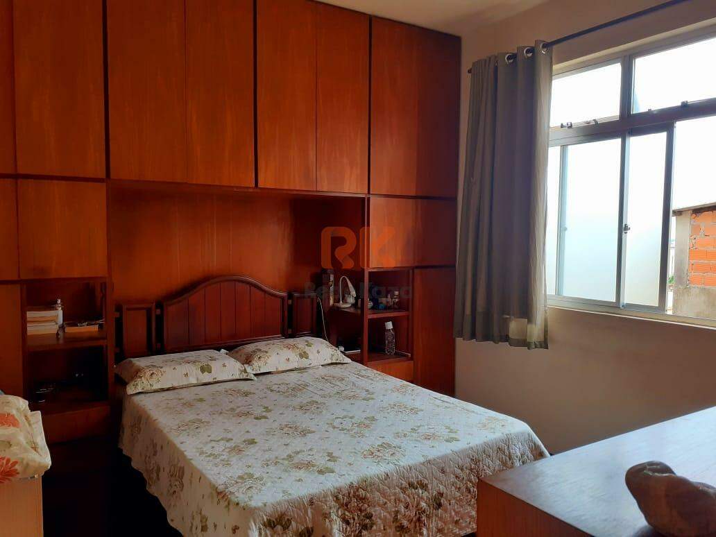 Casa à venda no Novo Progresso: 