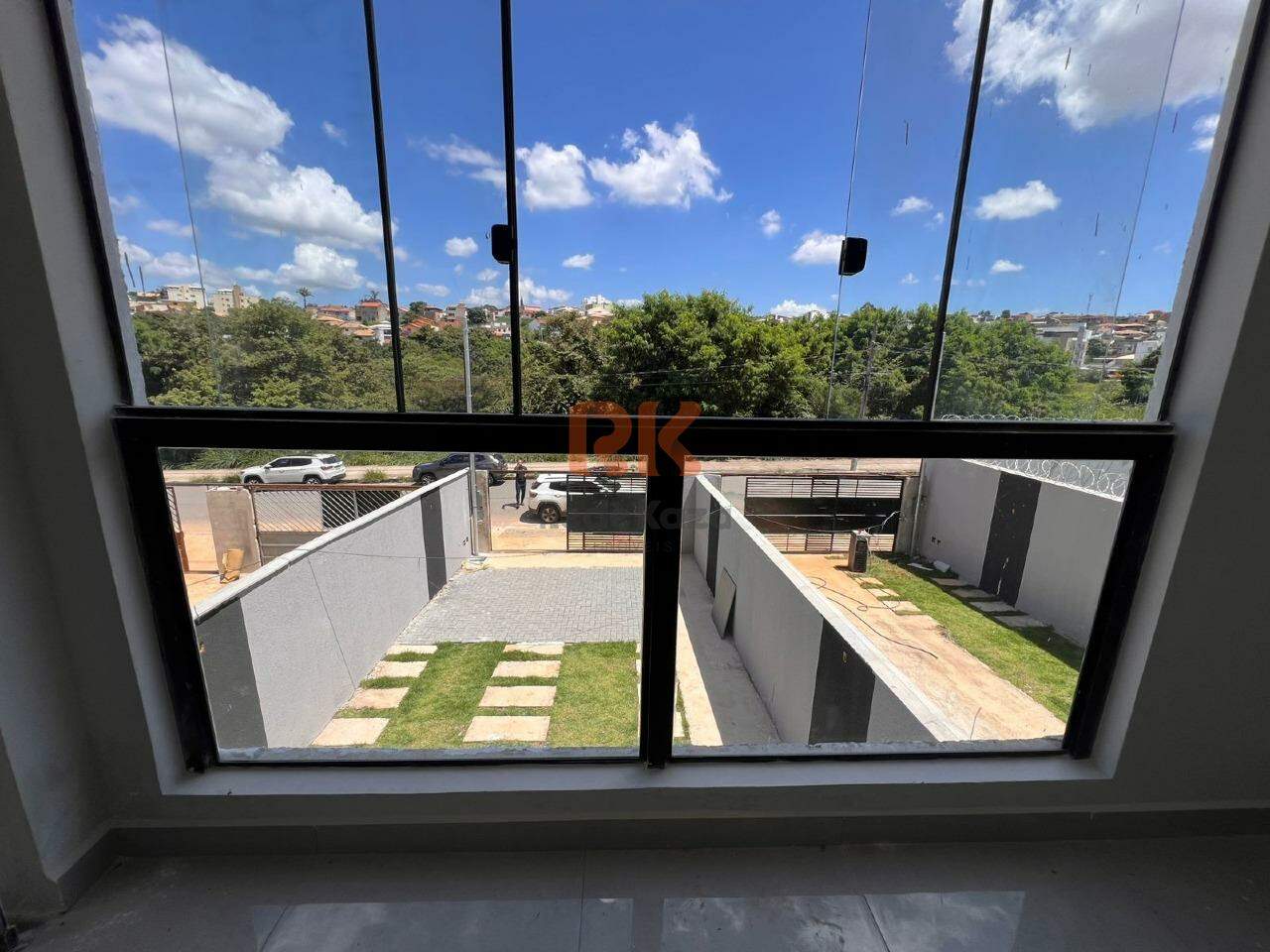 Casa geminada à venda no Parque XangriLá: 