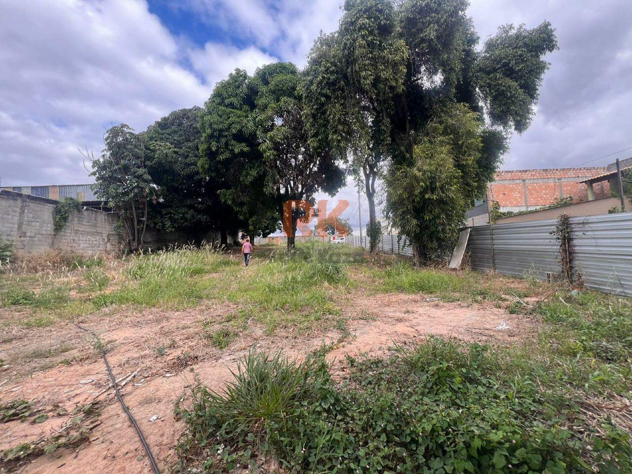 Lote à venda no Chácara Cotia: 