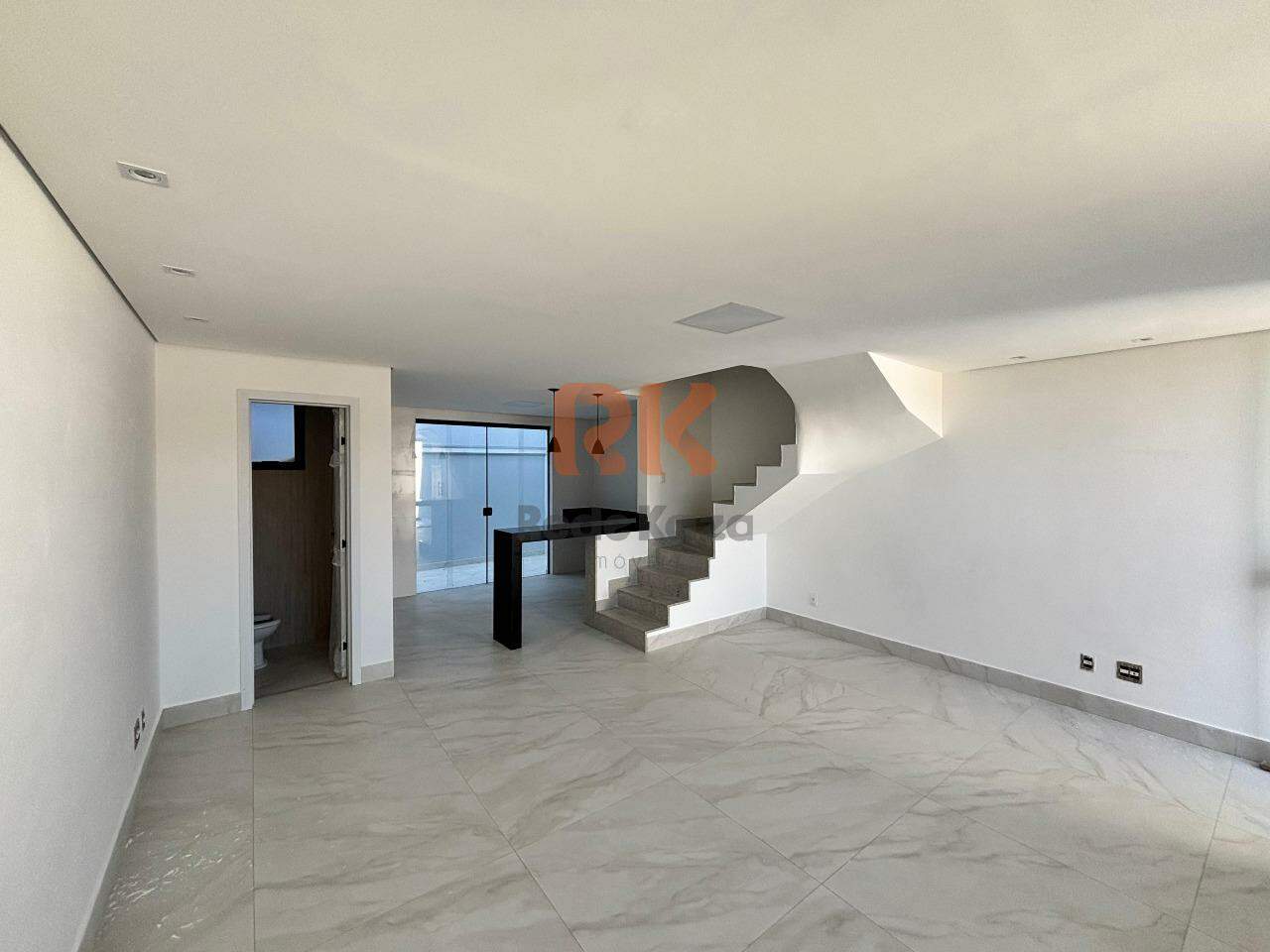 Casa à venda no Planalto: 