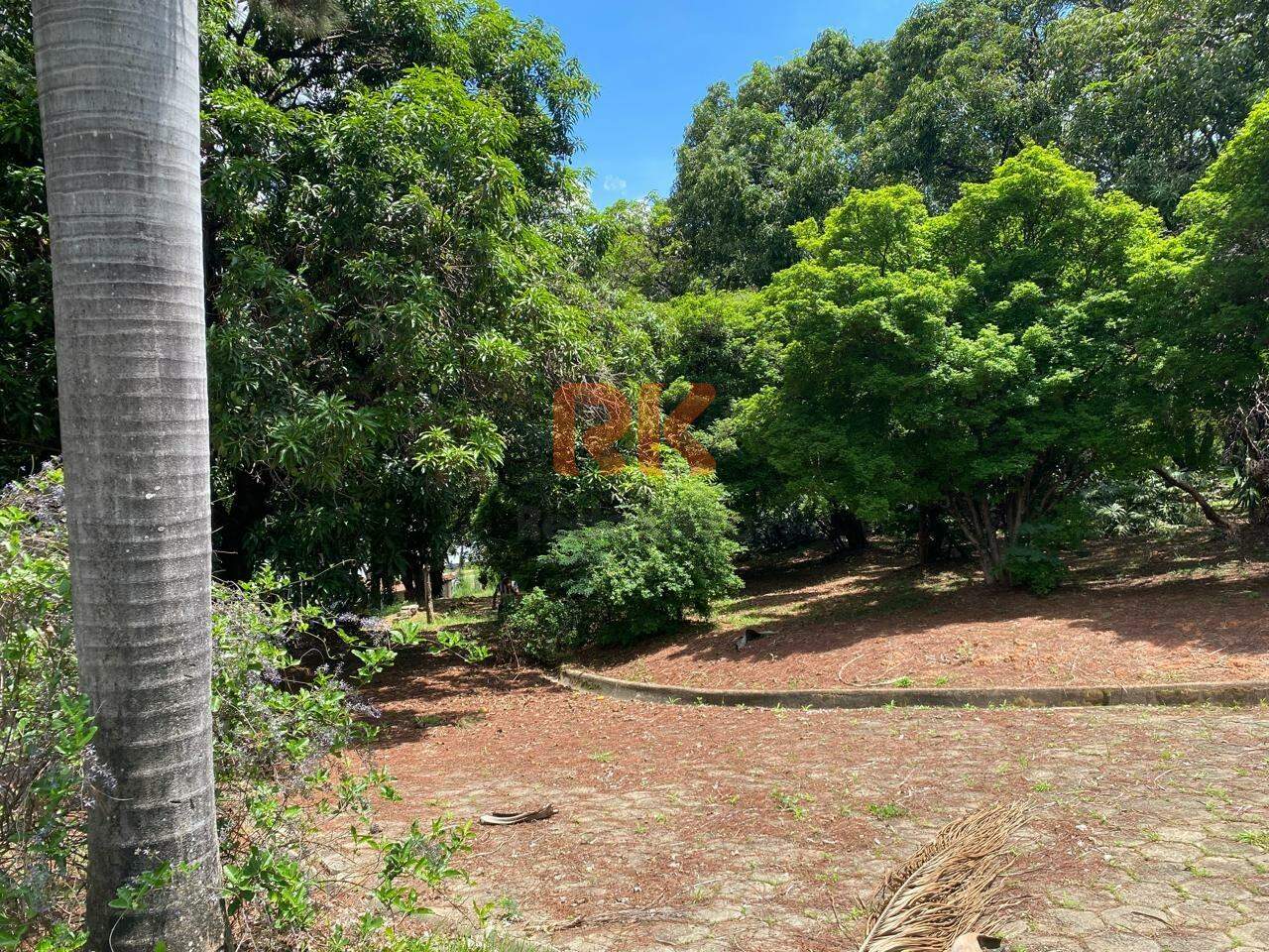 Lote à venda no Garças: 