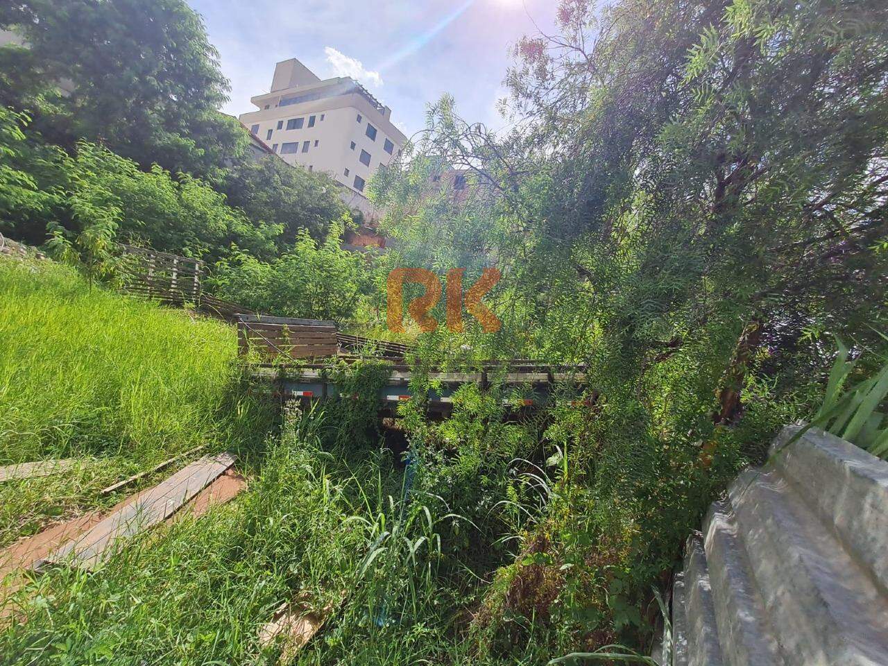 Lote à venda no Castelo: 