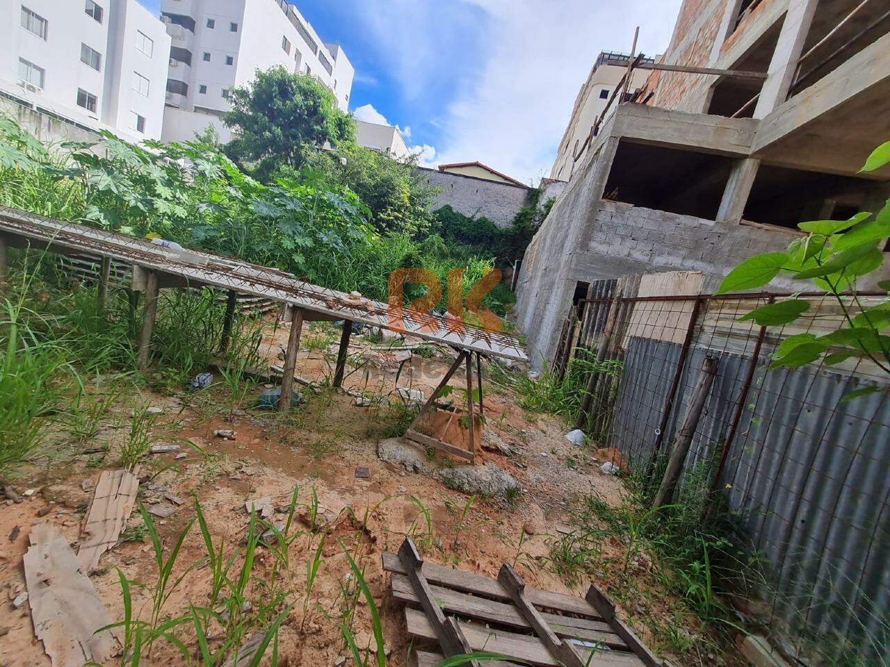 Lote à venda no Castelo: 