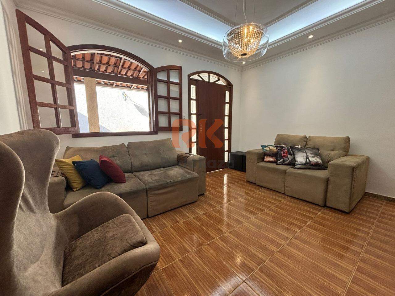 Casa à venda no Itapoã: 