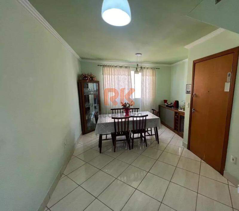 Cobertura à venda no Santa Terezinha: 