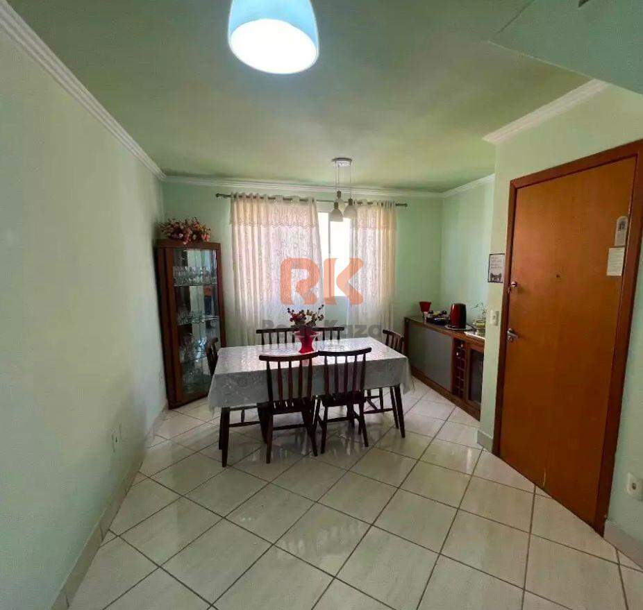 Cobertura à venda no Santa Terezinha: 