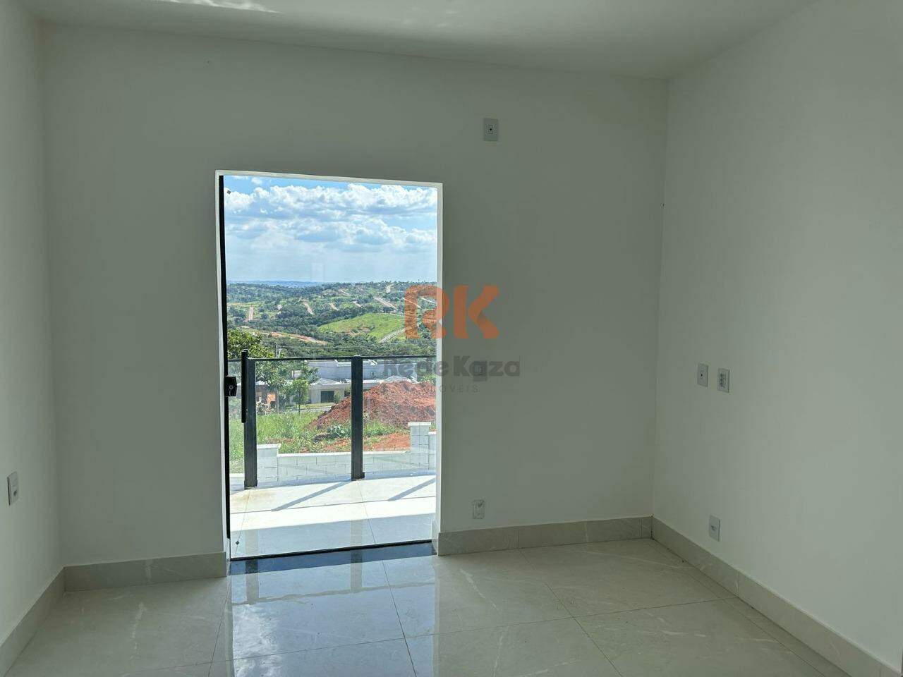 Casa geminada à venda no Novo Santos Dumont: 