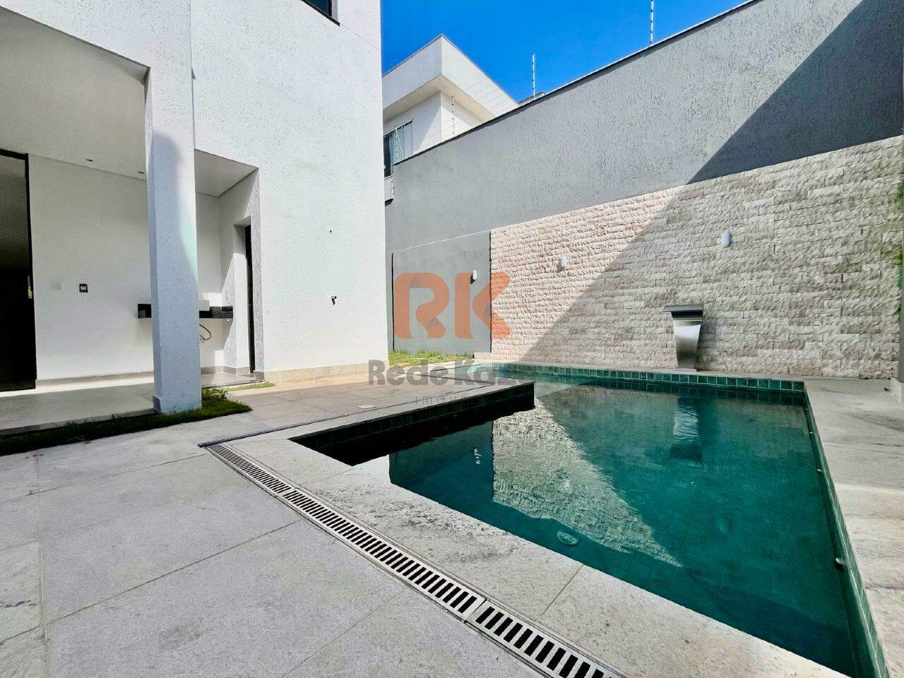 Casa à venda no Trevo: 