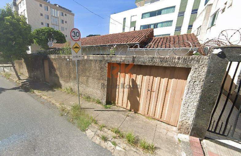 Terreno / Área à venda no Padre Eustáquio: 