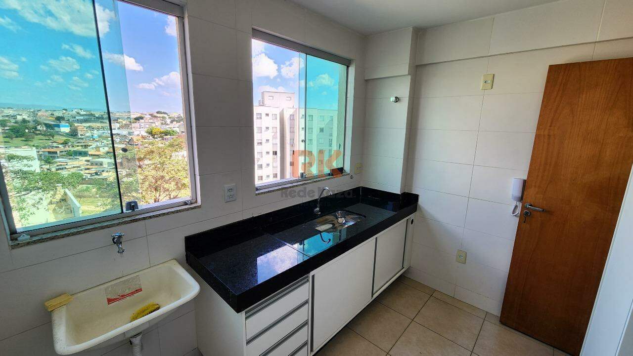 Apartamento para aluguel no Cabral: 