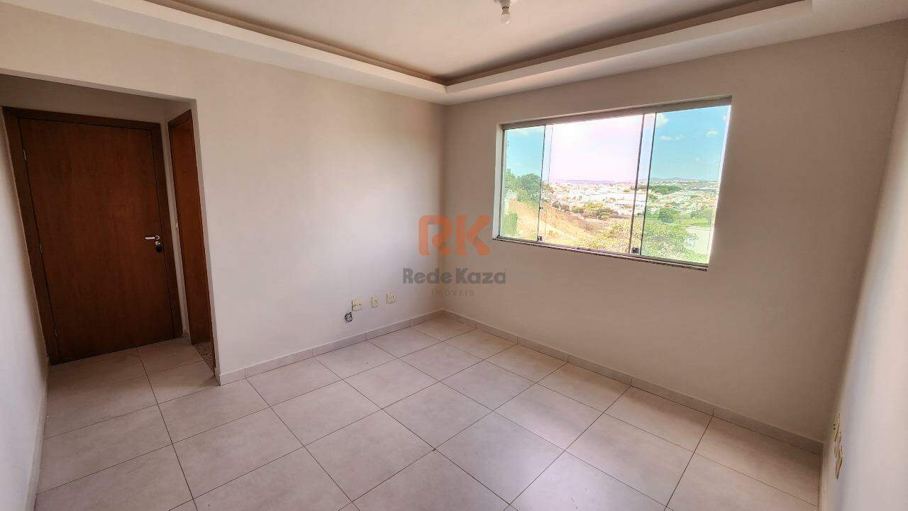 Apartamento para aluguel no Cabral: 