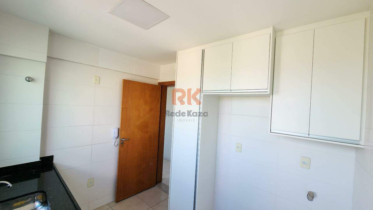 Apartamento para aluguel no Cabral: 