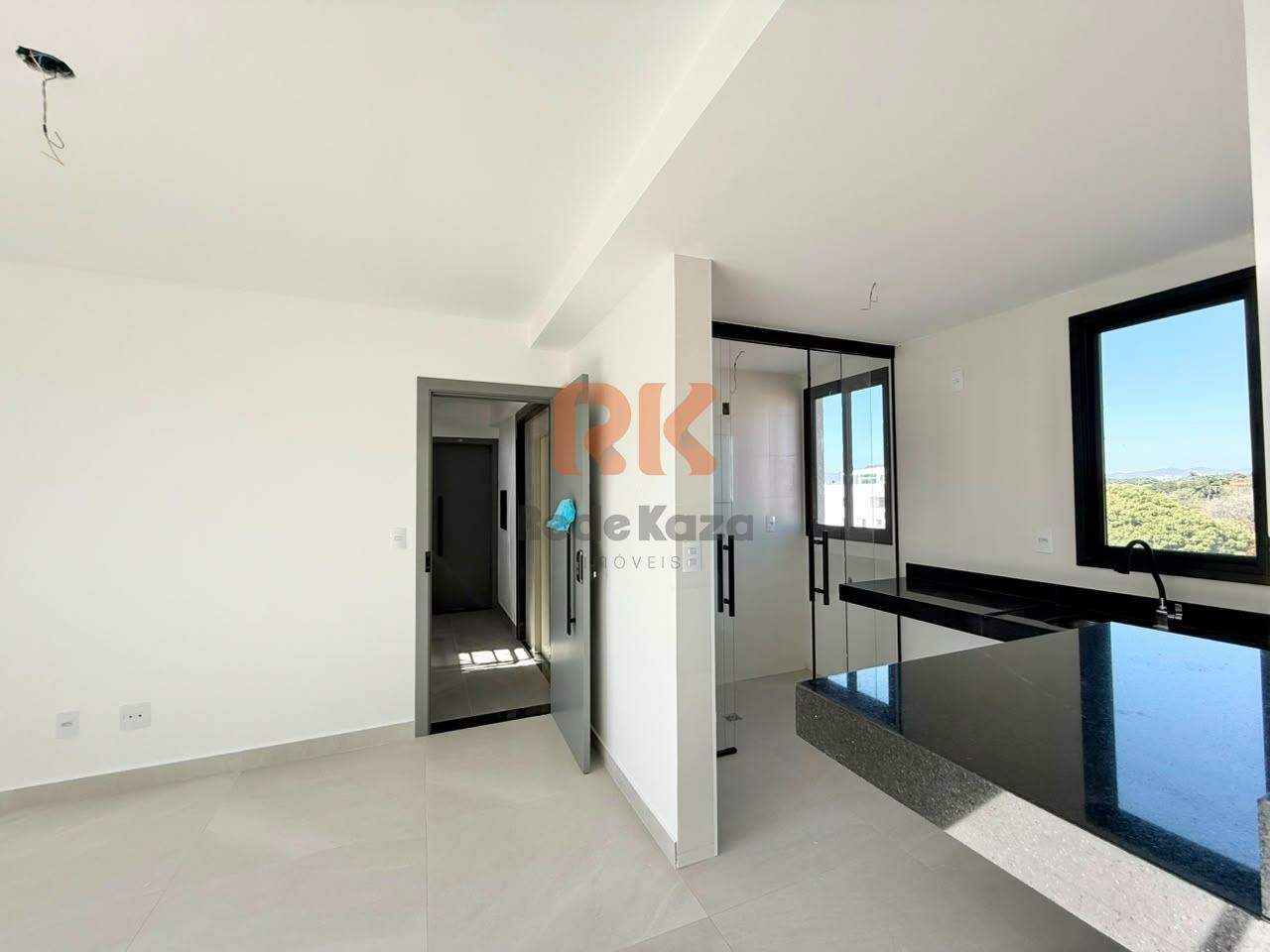 Apartamento à venda no Itapoã: 