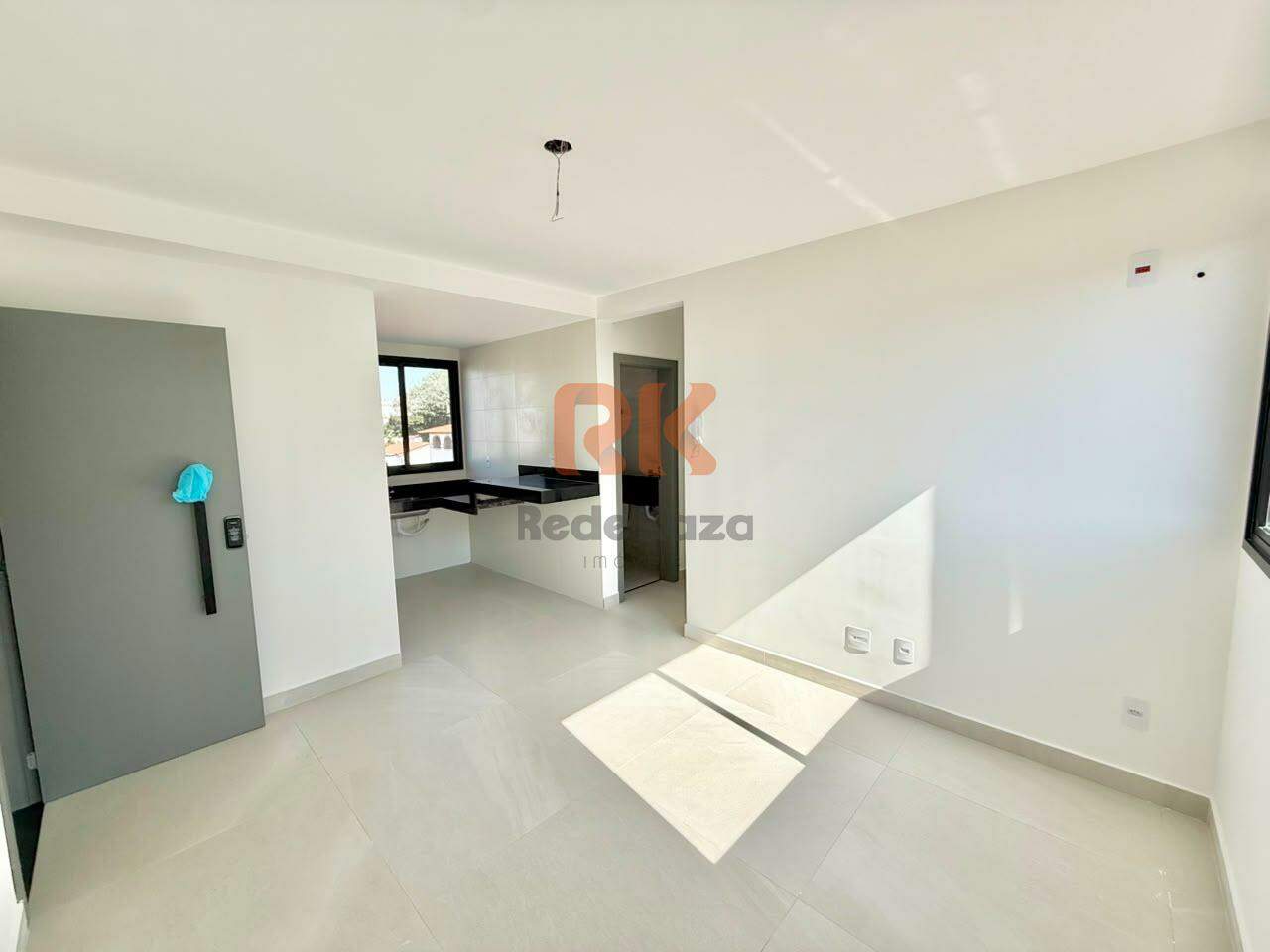 Apartamento à venda no Itapoã: 