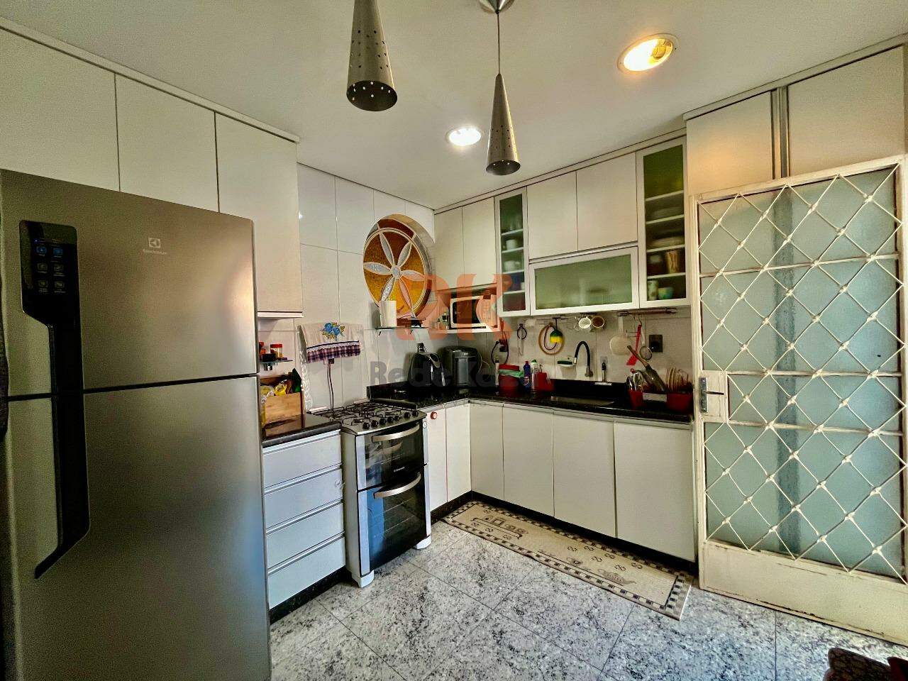 Casa à venda no Planalto: 