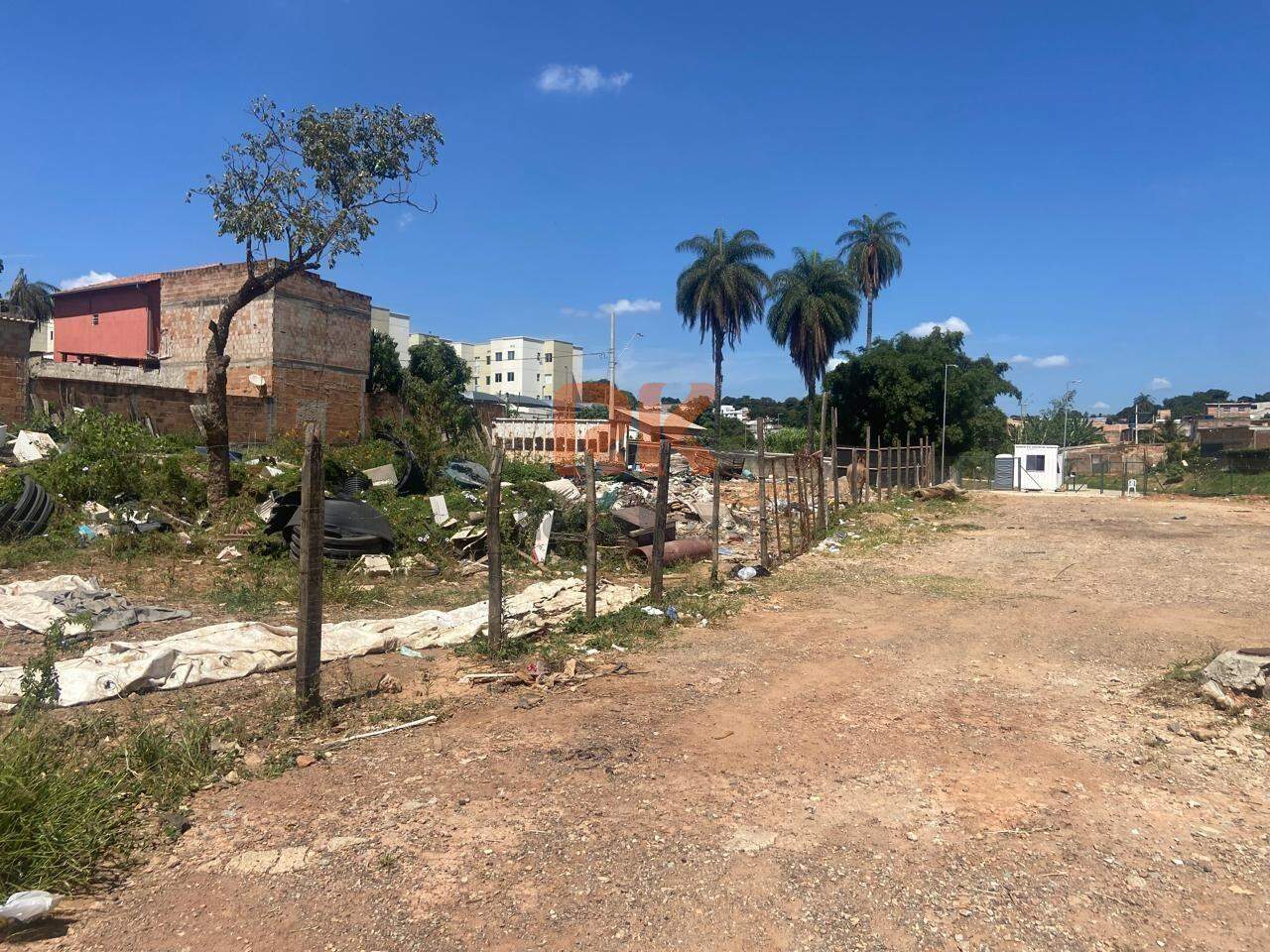 Lote à venda no Trevo: 