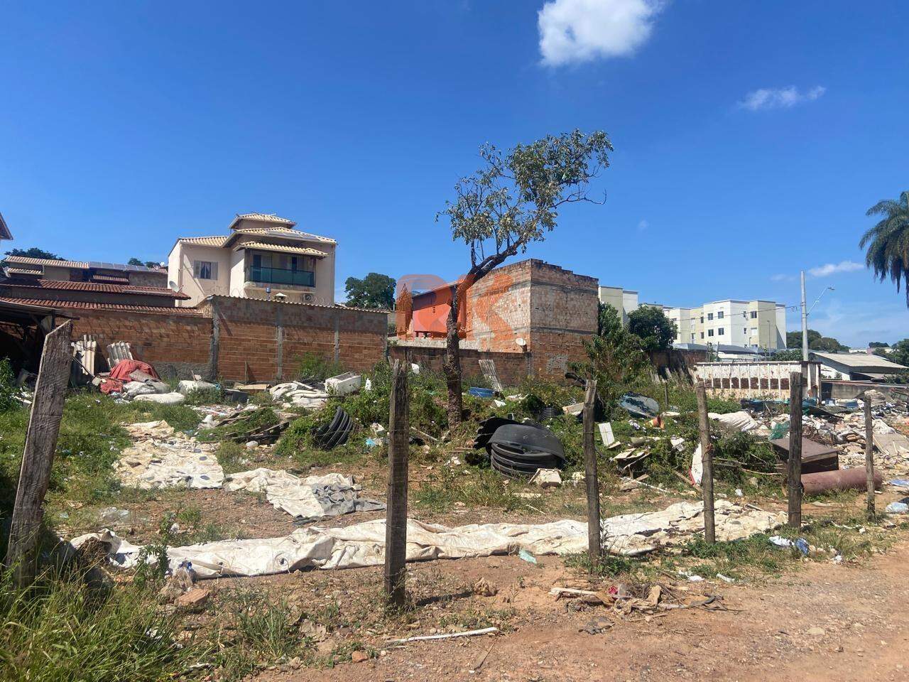 Lote à venda no Trevo: 