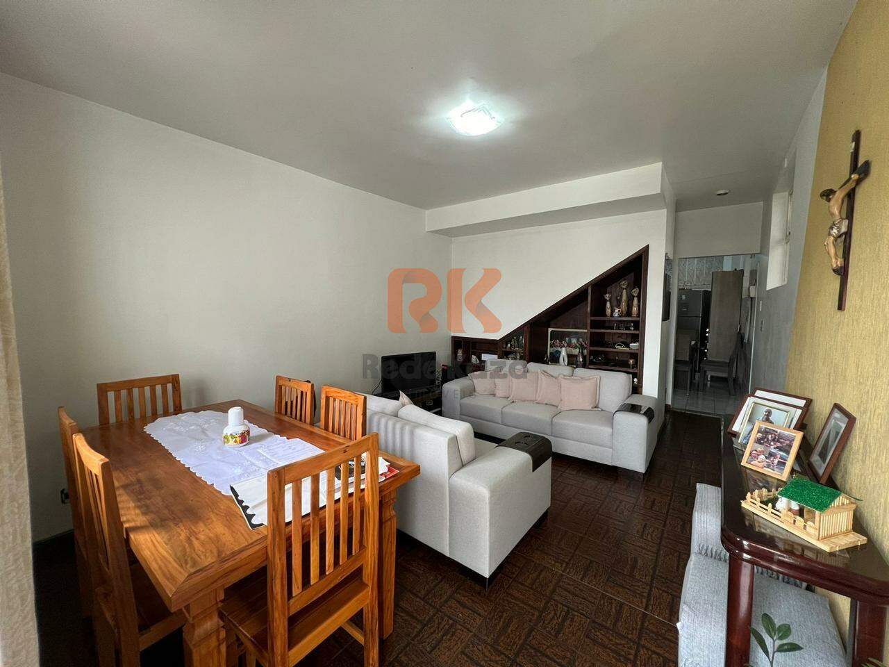 Casa geminada à venda no Itapoã: 
