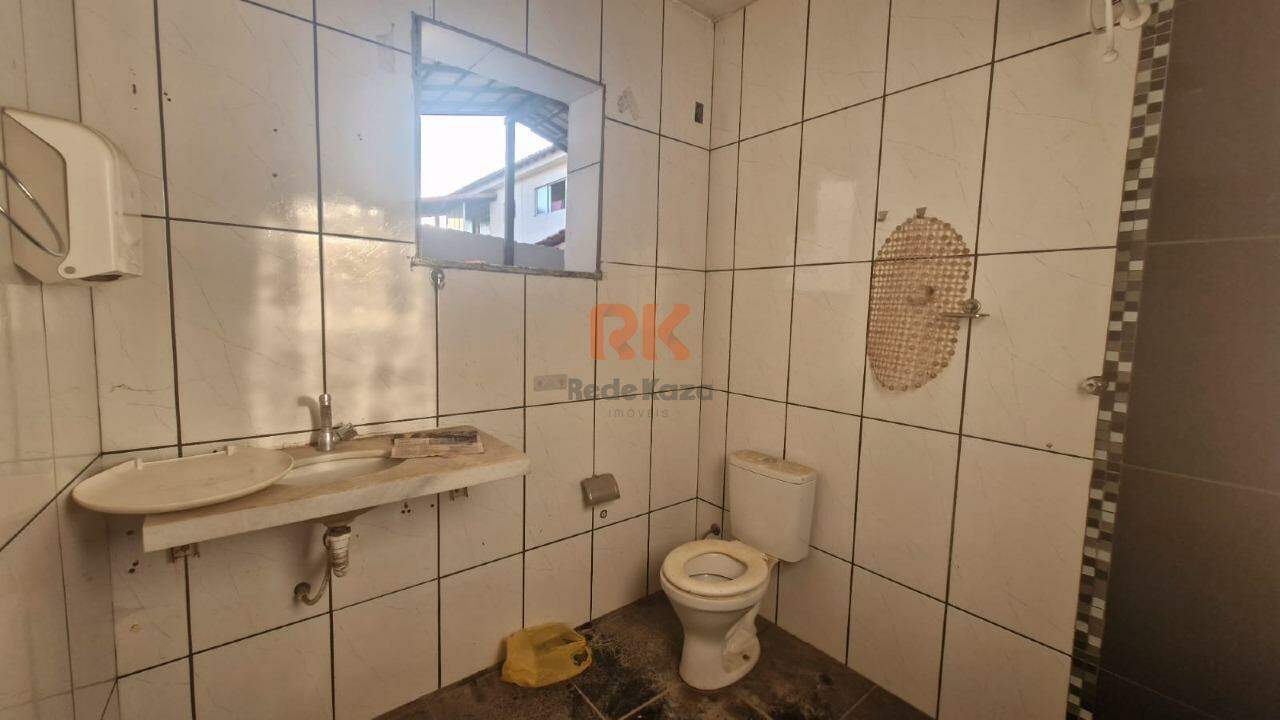 Casa geminada à venda no Novo Progresso: 