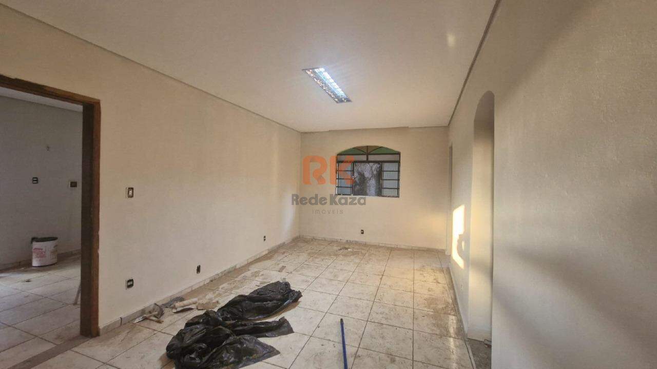 Casa geminada à venda no Novo Progresso: 