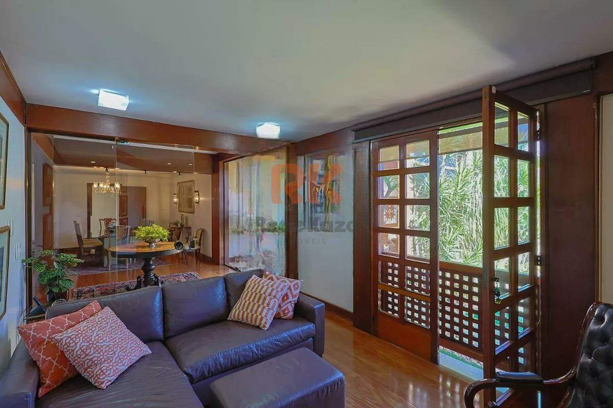 Casa à venda no São Luiz: 
