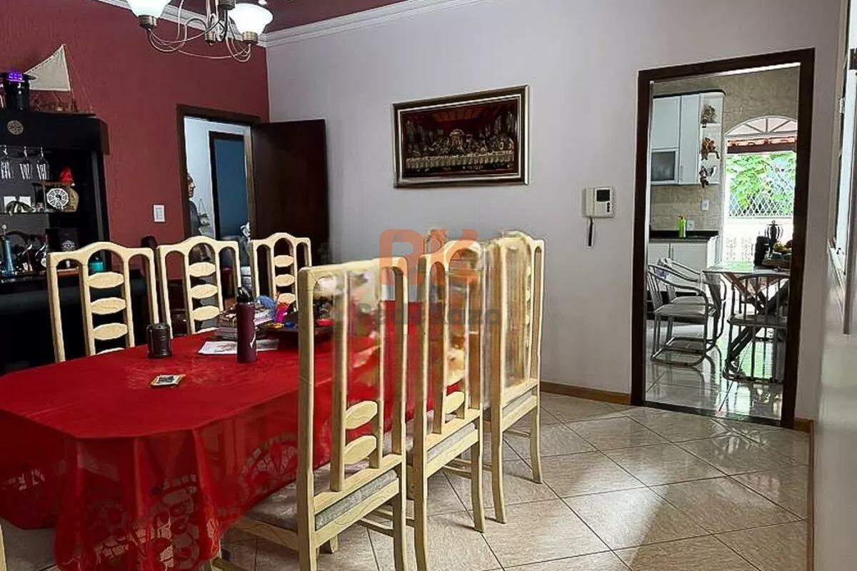 Casa à venda no Castelo: 