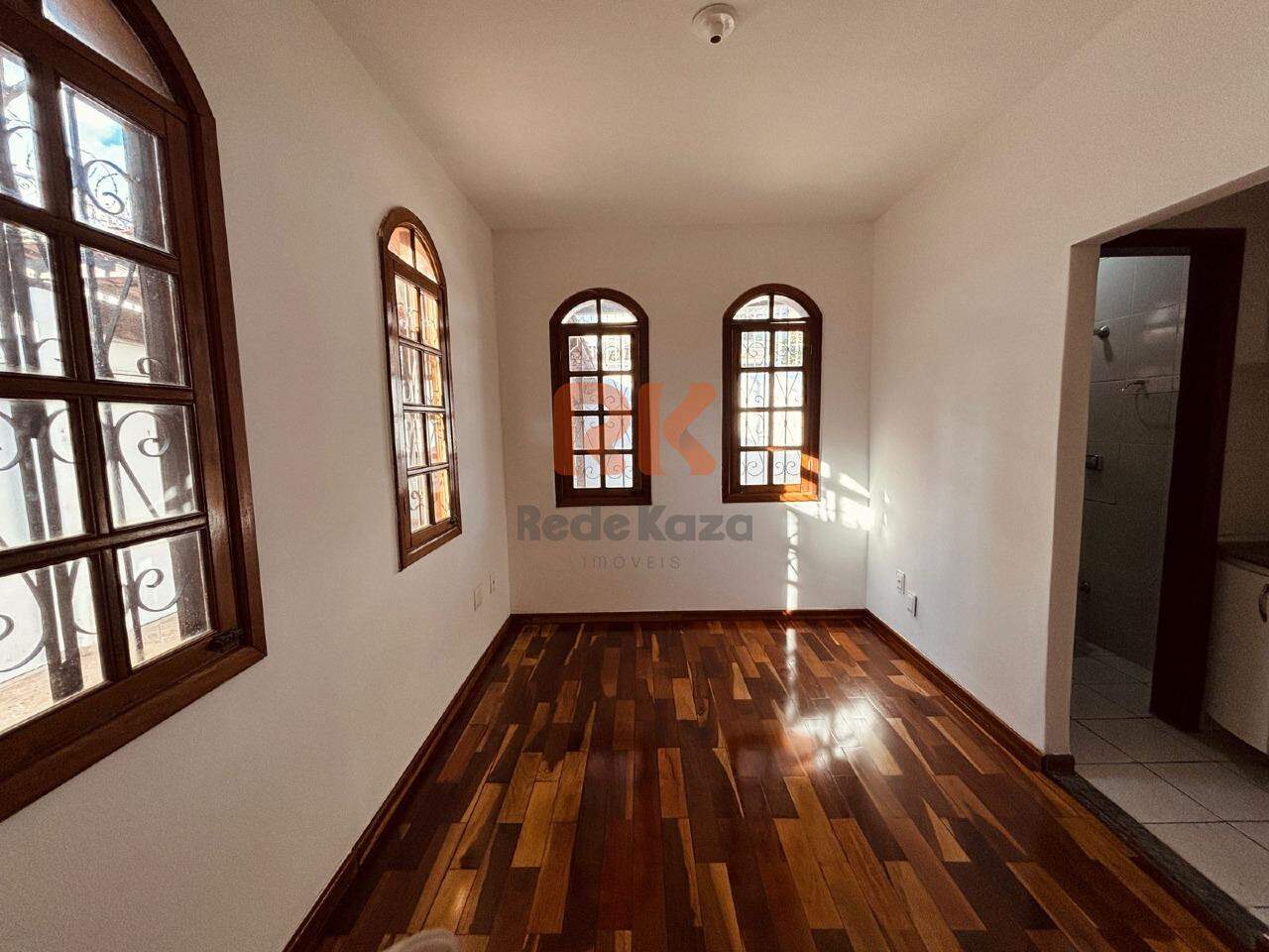 Casa à venda no Santa Amélia: 