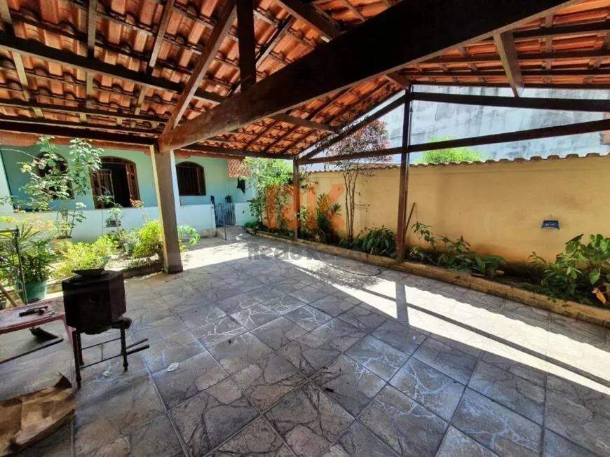 Casa à venda no Piratininga: 
