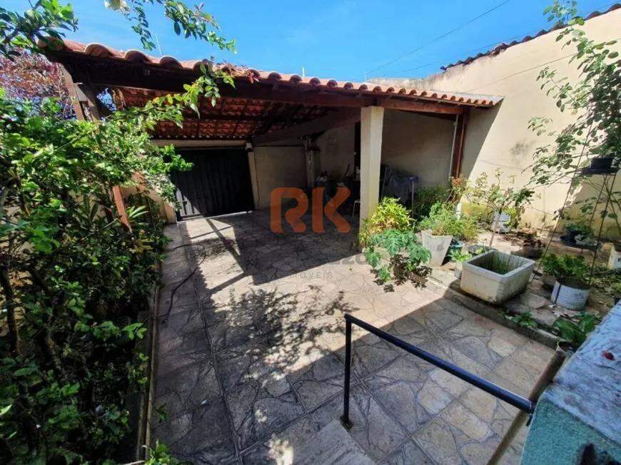 Casa à venda no Piratininga: 