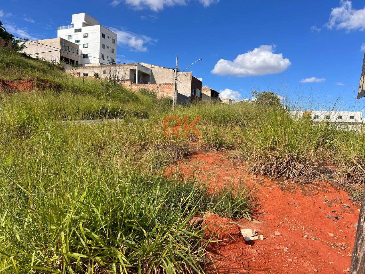 Lote à venda no Vale Das Orquideas: 