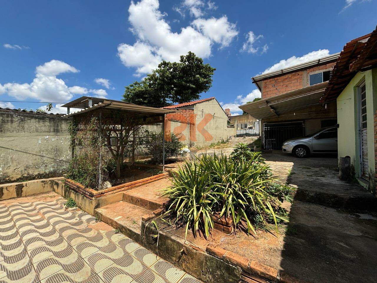 Casa à venda no Santa Terezinha: 