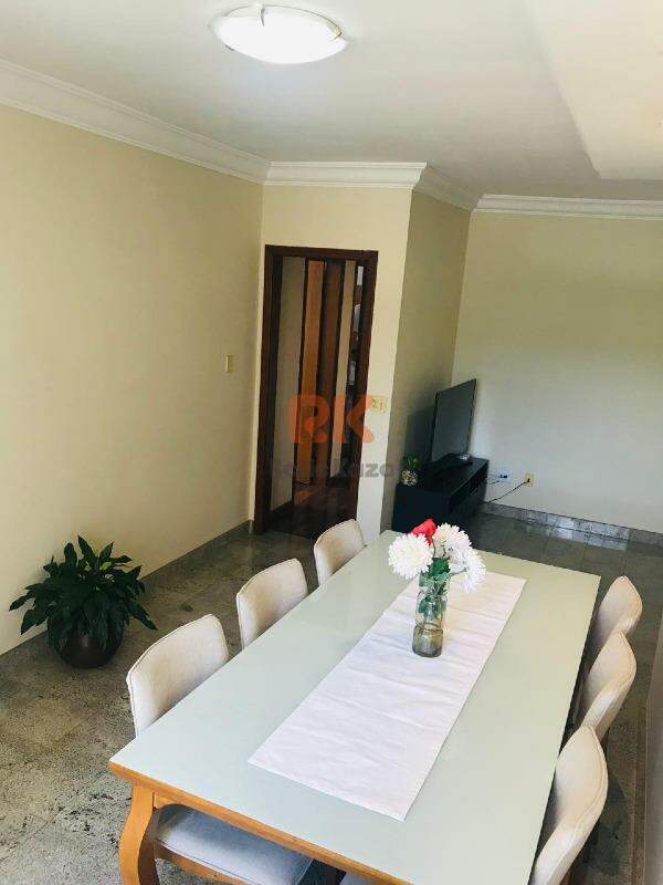 Apartamento à venda no Castelo: 