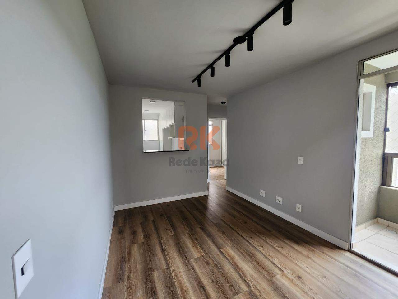 Apartamento para aluguel no Cabral: 