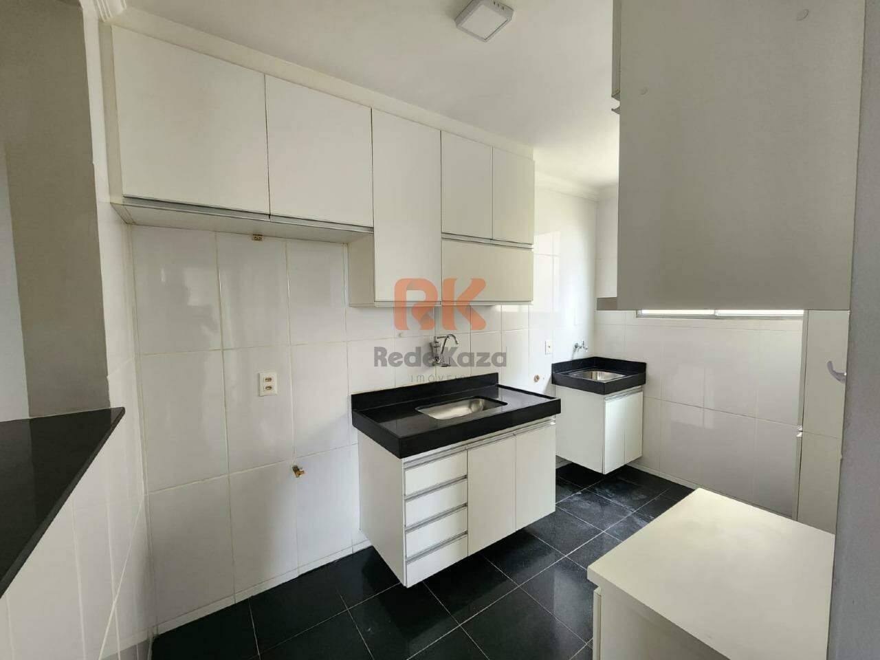 Apartamento para aluguel no Cabral: 