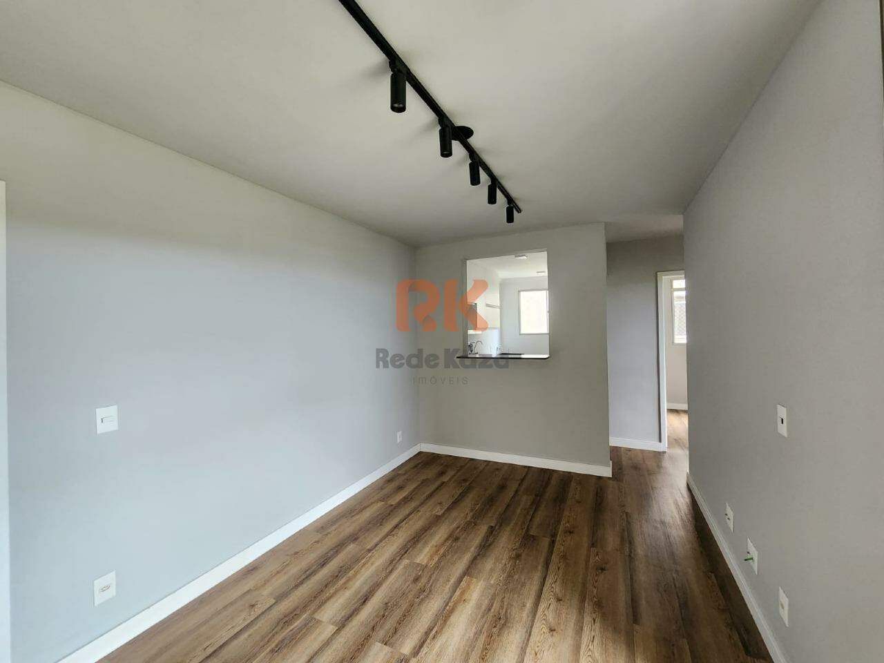 Apartamento para aluguel no Cabral: 