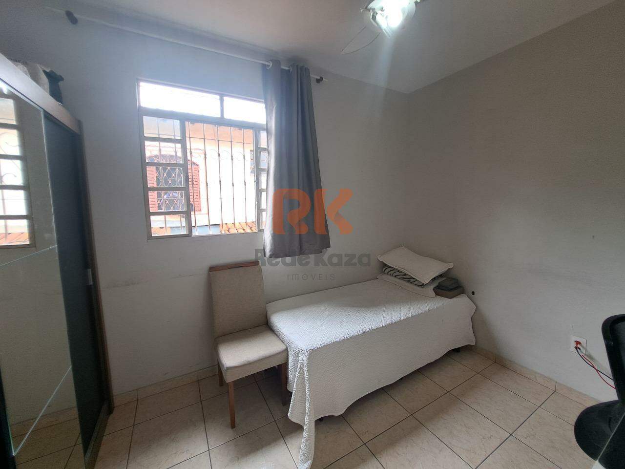 Casa à venda no Dona Clara: 