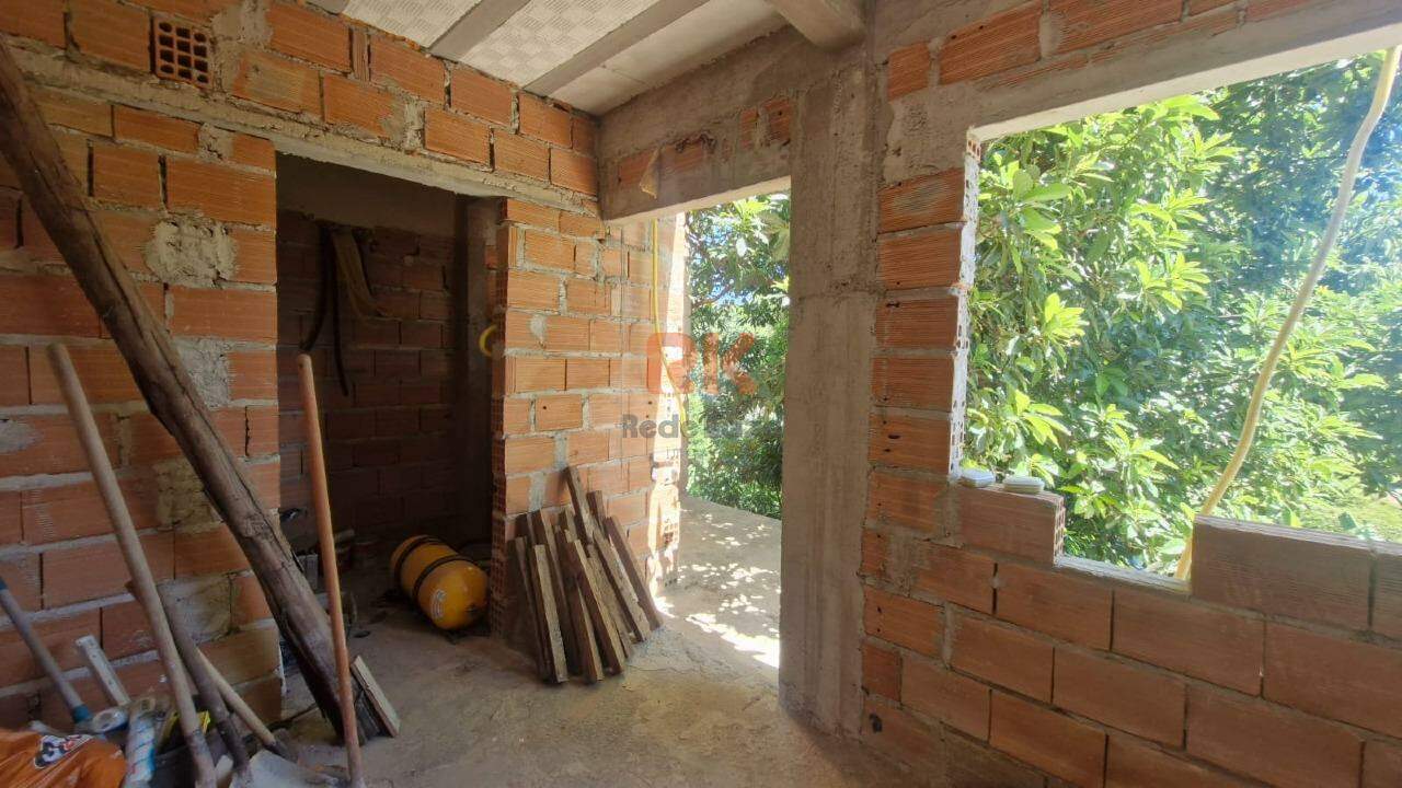 Casa geminada à venda no Xangrilá (Justinópolis): 