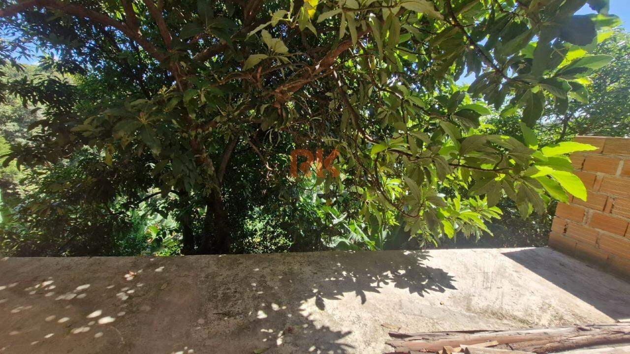 Casa geminada à venda no Xangrilá (Justinópolis): 