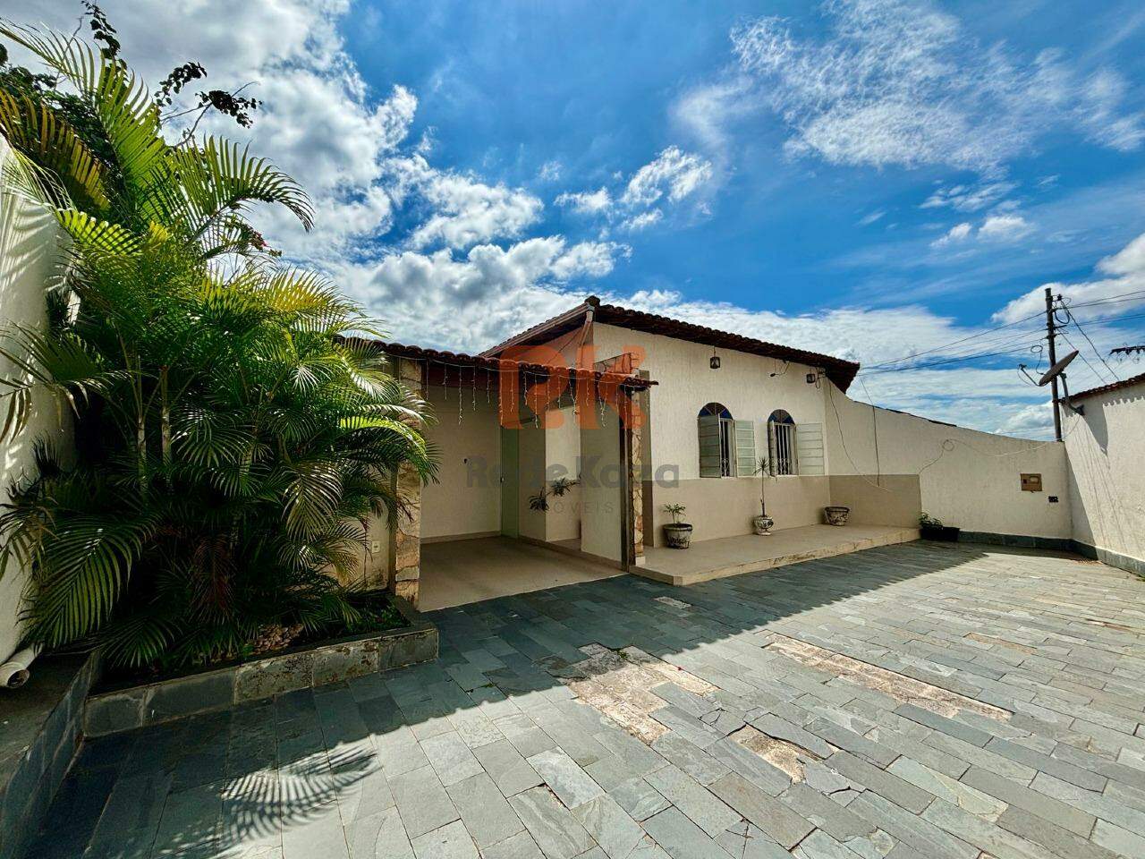Casa geminada à venda no Vila Cloris: 