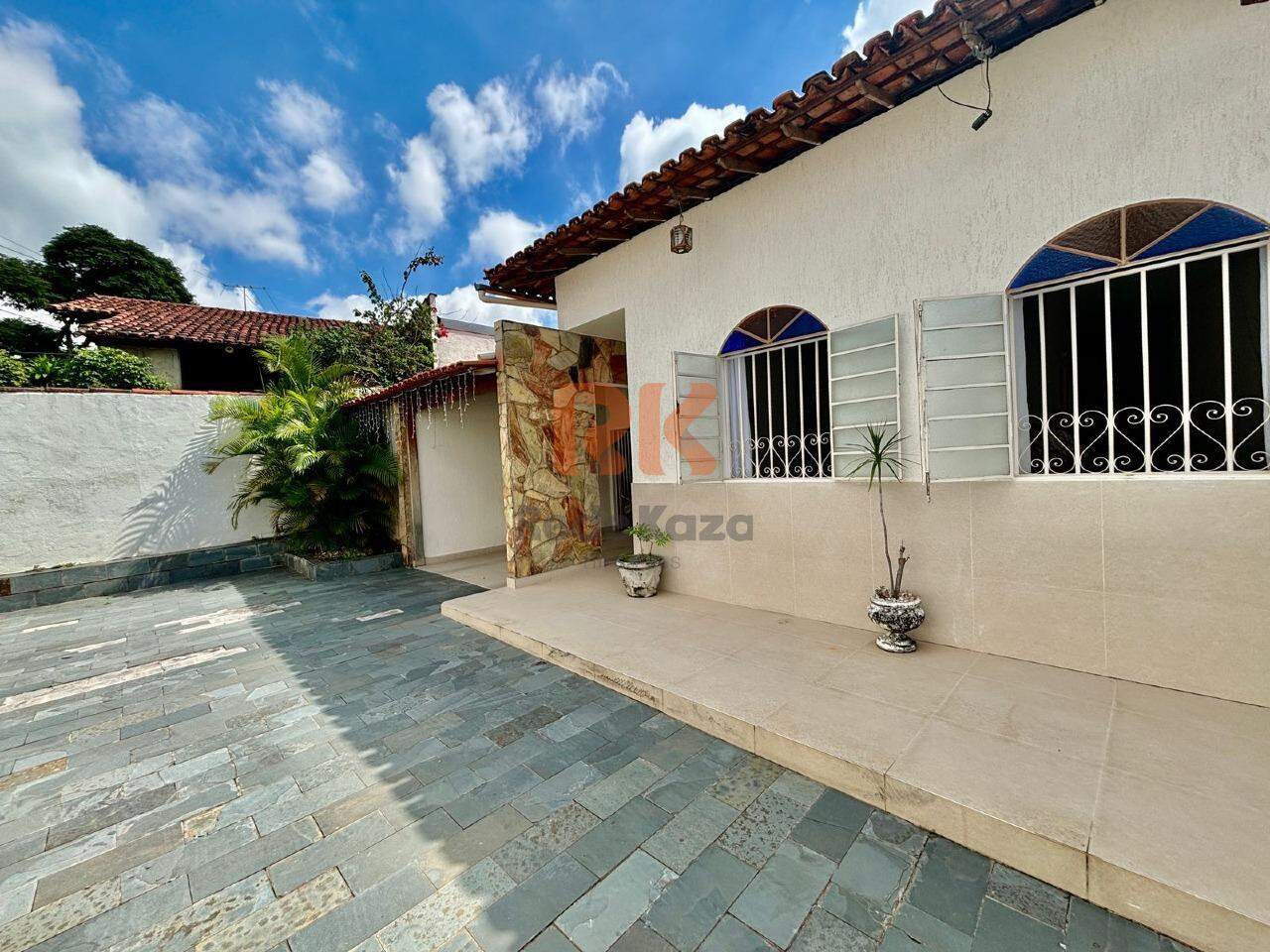 Casa geminada à venda no Vila Cloris: 