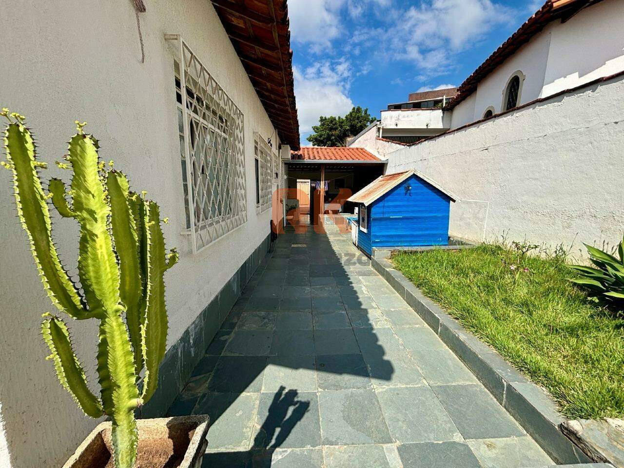 Casa geminada à venda no Vila Cloris: 