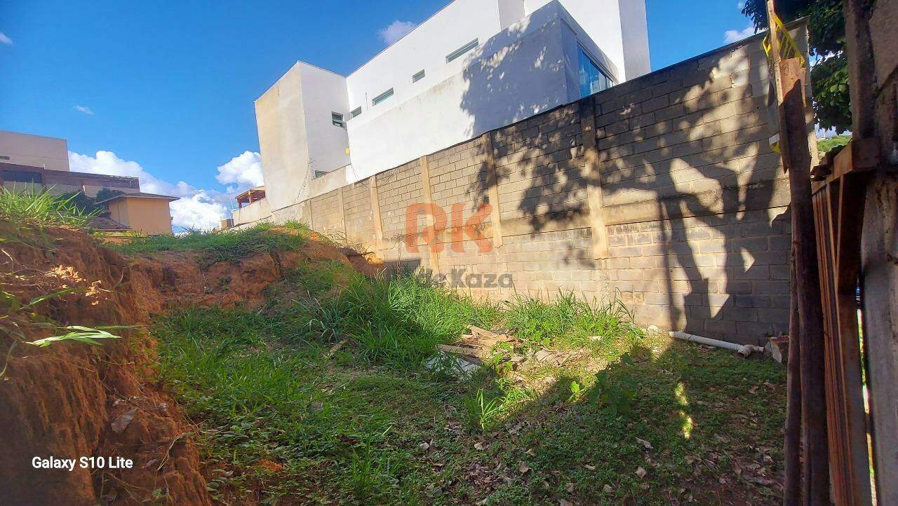 Lote à venda no Castelo: 