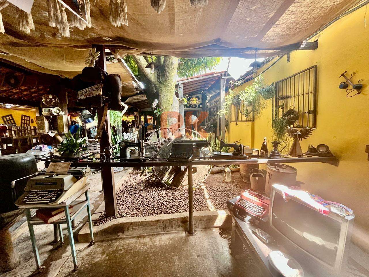 Casa comercial à venda no Paquetá: 