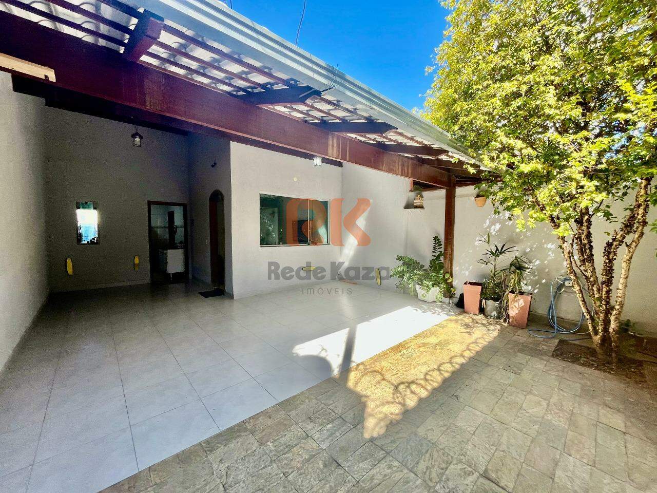 Casa à venda no Planalto: 