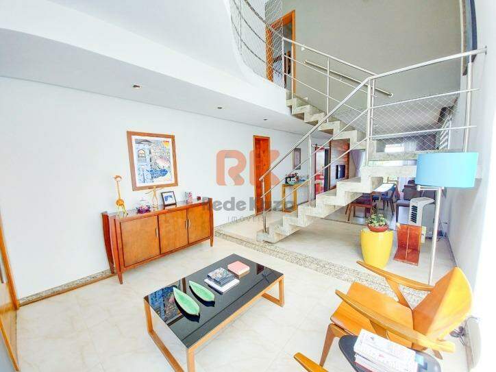 Casa à venda no Trevo: 