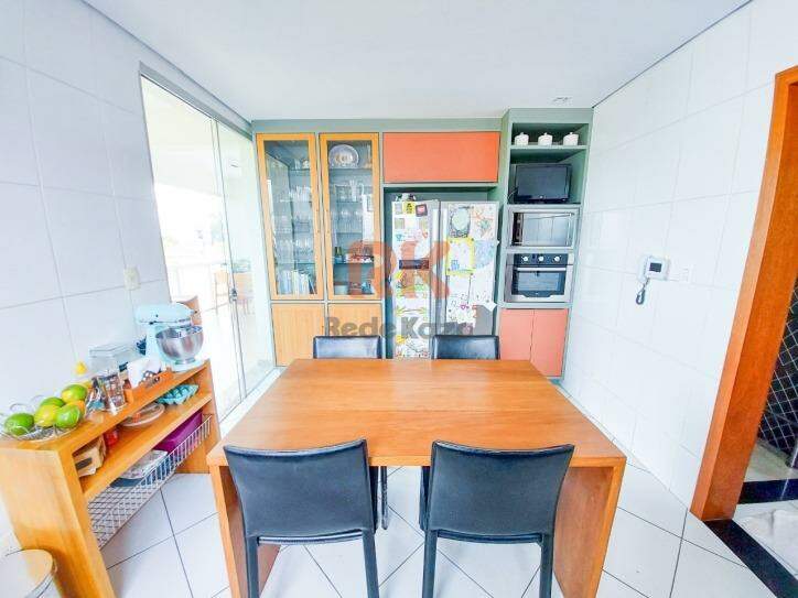 Casa à venda no Trevo: 